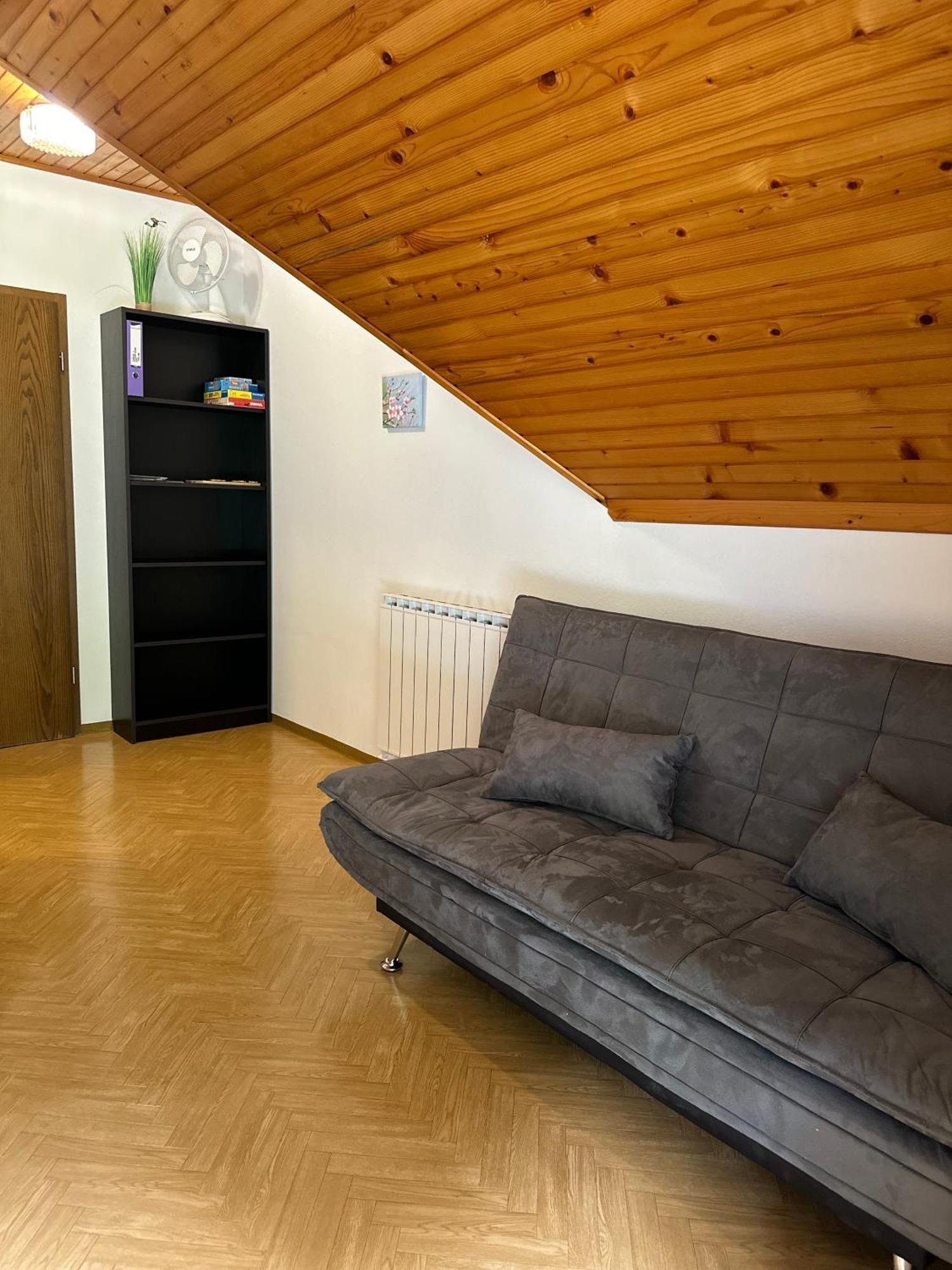 Jozi Apartment *